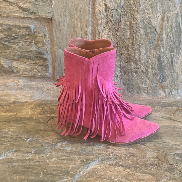 BEAST FASHION Shoes - BEAST FASHION Pink Fringe Ankle Boots